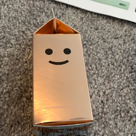 Glow Milk by The Beauty Crop - Picture 2 of 5